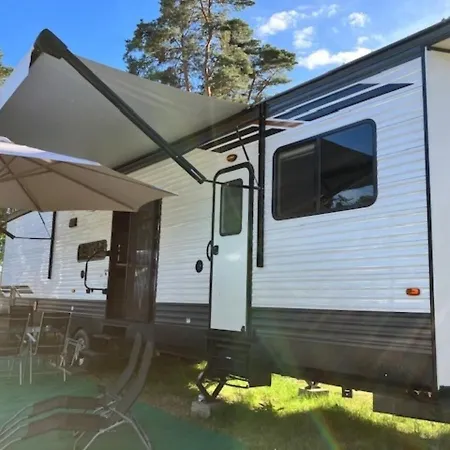 Wildwood Us-wohnwagen Apartmán Brandenburg (Brandenburg an der Havel)